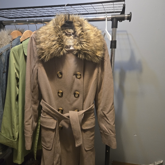 Old Navy Jackets & Blazers - Old Navy Women's Classic Pea Coat